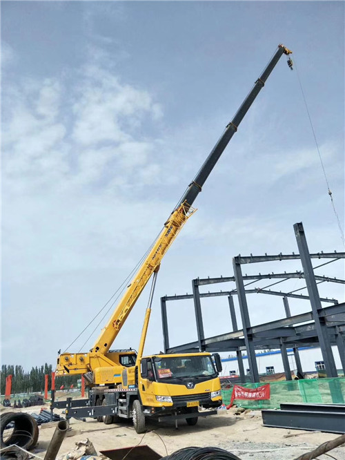 绍兴市超高层建筑钢结构吊装案例